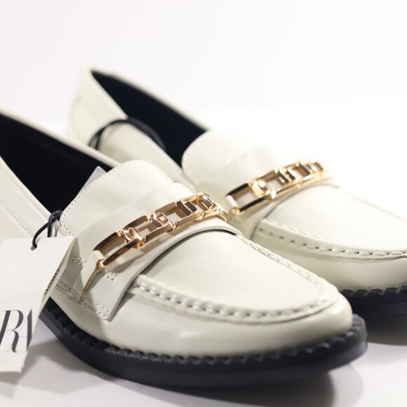 ZARA Low Heel Chain Loafers - Picture 2 of 4